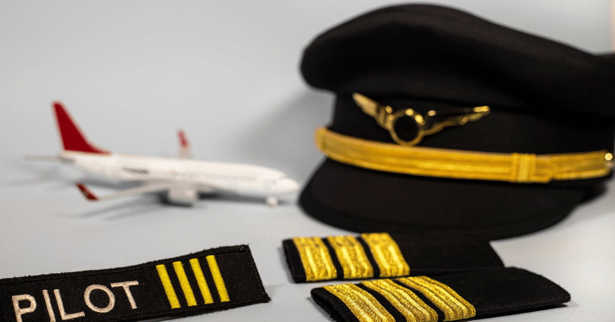 item 4 - pilotshop.png